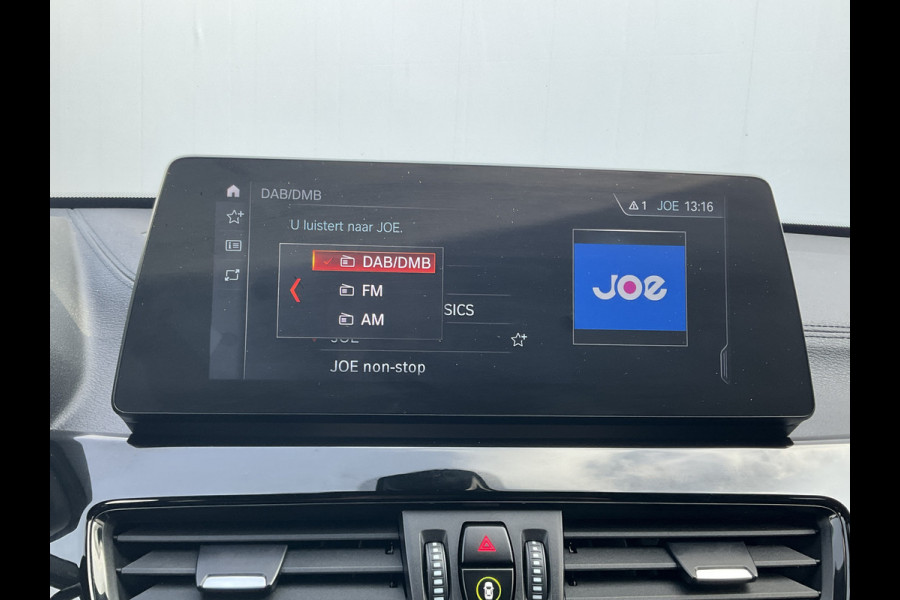 BMW X1 20i M-Sport Business Edition Plus Afn.Trekhaak HUD Leer Stoelverw 19 Inch Keyless NL-Auto!