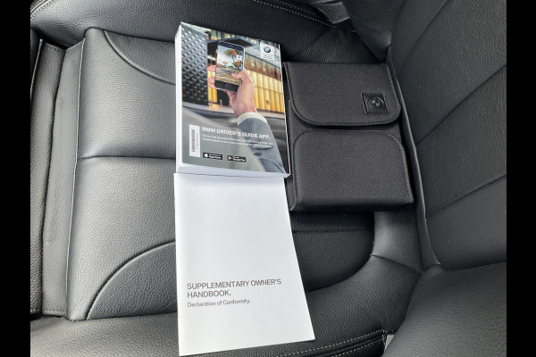 BMW X1 20i M-Sport Business Edition Plus Afn.Trekhaak HUD Leer Stoelverw 19 Inch Keyless NL-Auto!