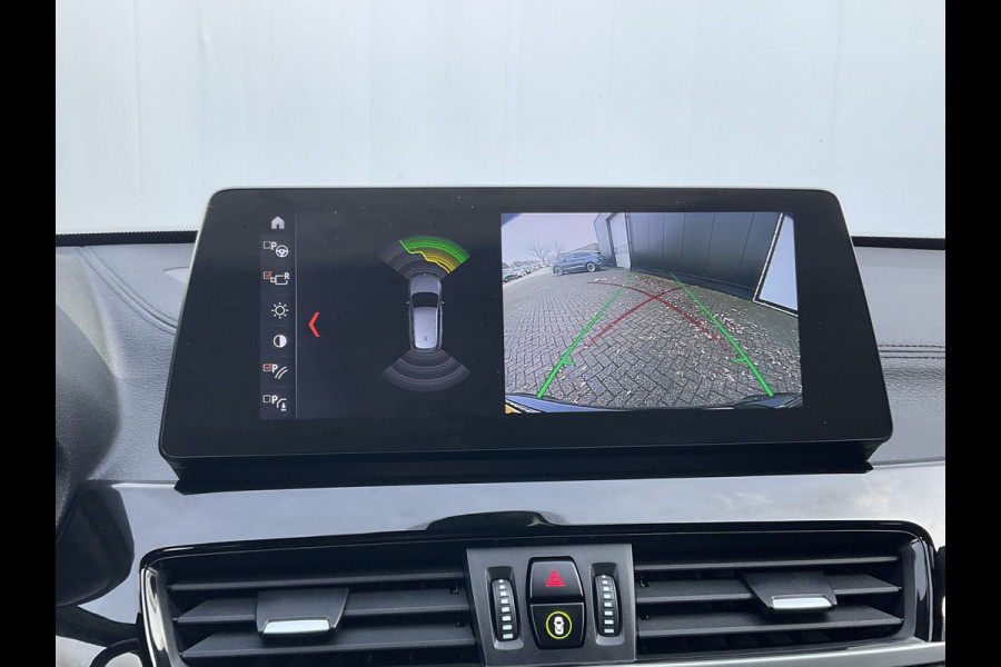 BMW X1 20i M-Sport Business Edition Plus Afn.Trekhaak HUD Leer Stoelverw 19 Inch Keyless NL-Auto!