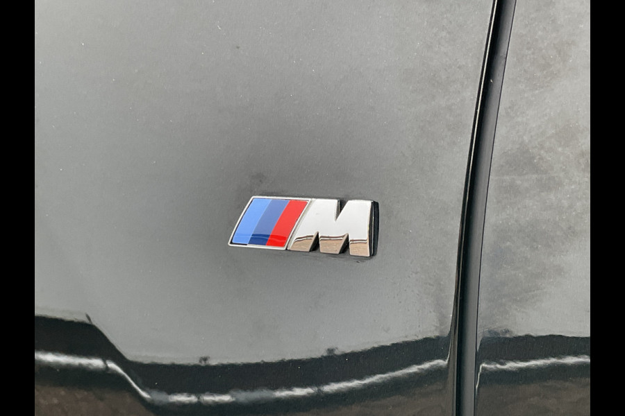 BMW X1 20i M-Sport Business Edition Plus Afn.Trekhaak HUD Leer Stoelverw 19 Inch Keyless NL-Auto!