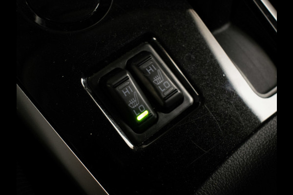 Mitsubishi Outlander 2.0 Connect Pro Sport (APPLE CARPLAY,NAVI,CAMERA,360 VIEW,STOEL/STUUR VERWARMING,CLIMATE,CRUISE,LM VELGEN)