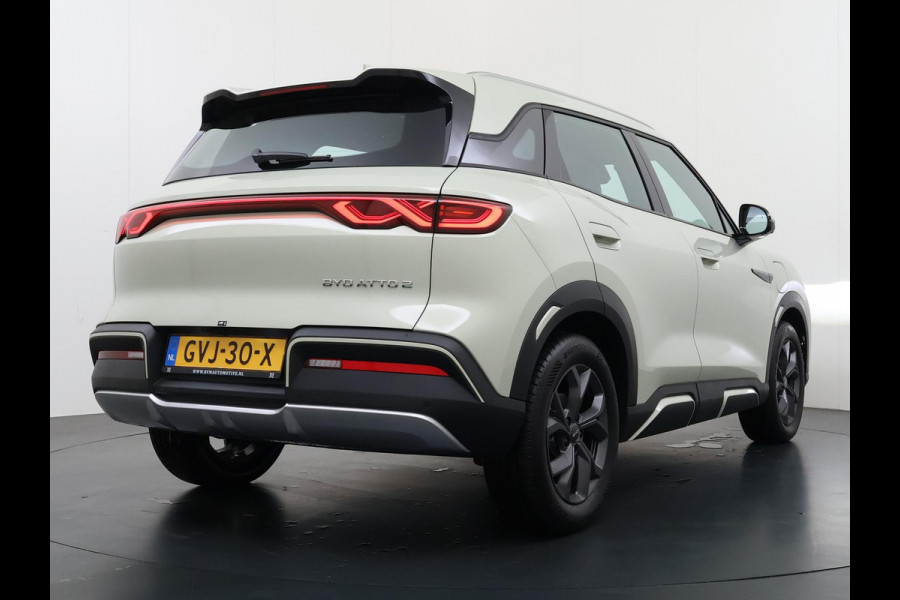 BYD ATTO 2 Boost 45 kWh DIRECT LEVERBAAR | Volledige BYD Fabrieksgarantie t/m 11-2030 of 150.000 km | Stoel & Stuurverwarming | Adaptieve Cruise | 360° Camera | Panoramadak | Dodehoekassistent | Origineel NL Auto