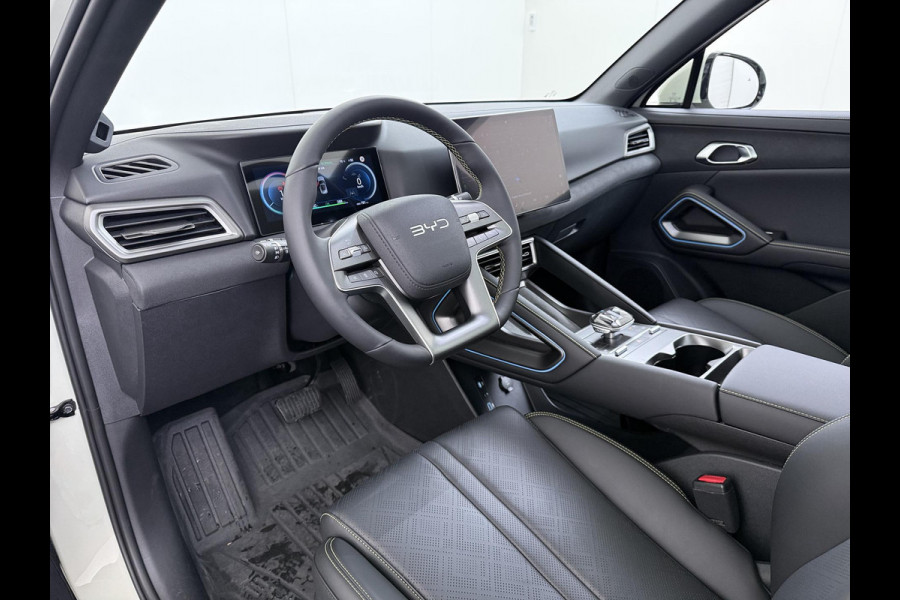 BYD ATTO 2 Boost 45 kWh DIRECT LEVERBAAR | Volledige BYD Fabrieksgarantie t/m 11-2030 of 150.000 km | Stoel & Stuurverwarming | Adaptieve Cruise | 360° Camera | Panoramadak | Dodehoekassistent | Origineel NL Auto