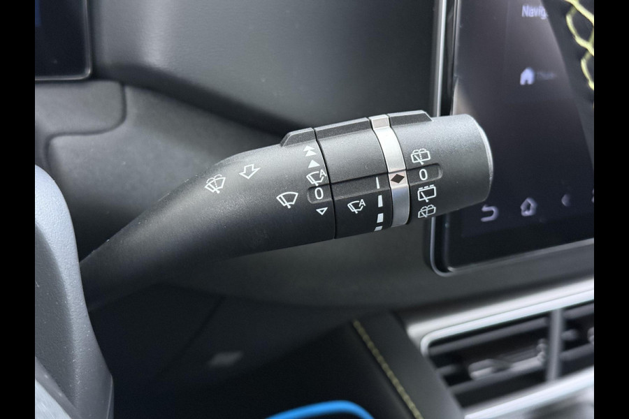 BYD ATTO 2 Boost 45 kWh DIRECT LEVERBAAR | Volledige BYD Fabrieksgarantie t/m 11-2030 of 150.000 km | Stoel & Stuurverwarming | Adaptieve Cruise | 360° Camera | Panoramadak | Dodehoekassistent | Origineel NL Auto