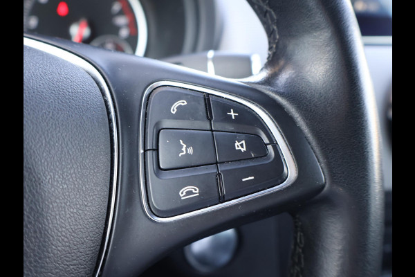 Mercedes-Benz B-Klasse 180 AUT. + 19 INCH LMV | TREKHAAK | LED | CAMERA | STOELVERW. | NAVIGATIE