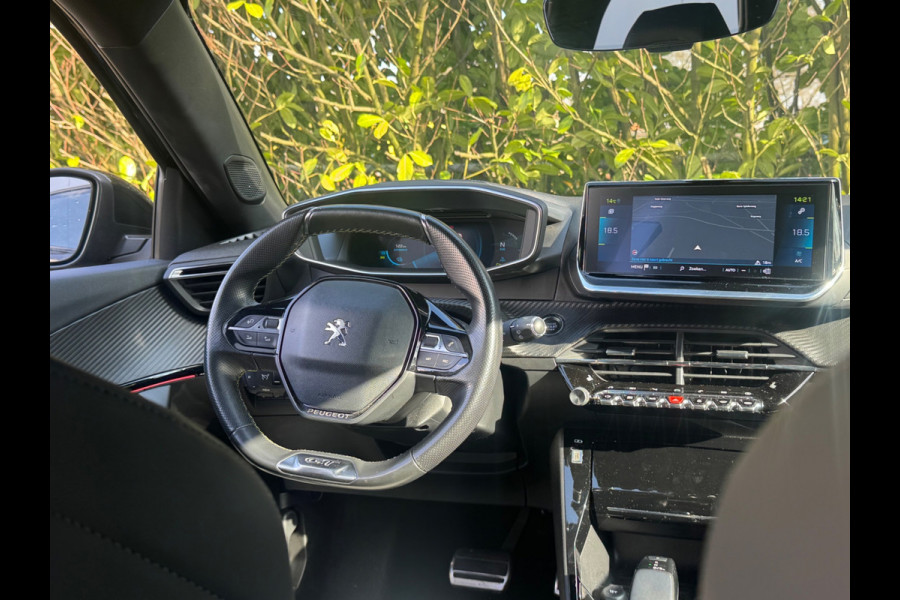 Peugeot e-2008 E-2008 GT 50kWh STOELVERWARMING DAB+ CARPLAY SFEERVERLICHTING AMBIANCE NAP