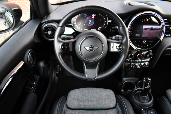MINI Cabrio 1.5 Cooper 136pk aut Camera 18inch LED Windscherm