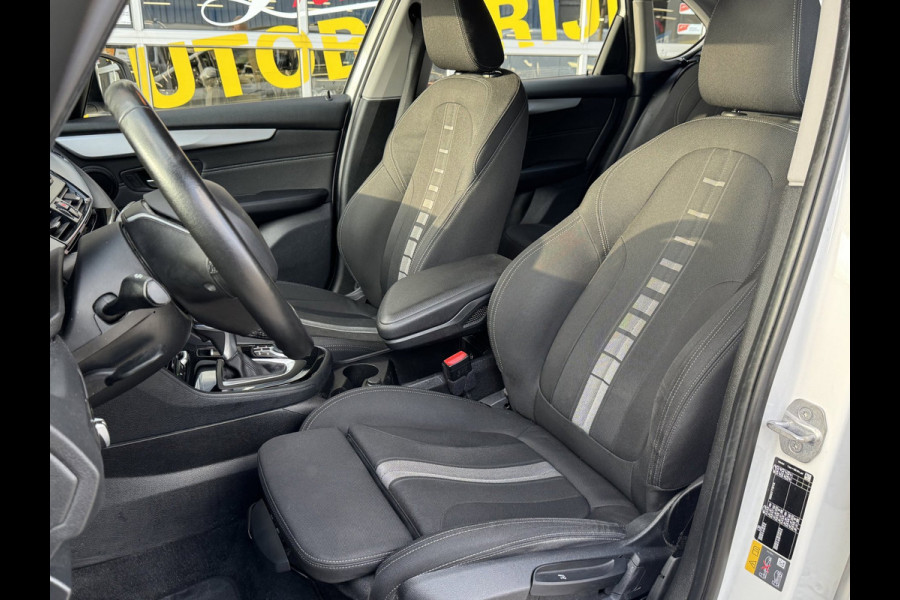 BMW 2 Serie Active Tourer 225xe iPerformance eDrive Edition - AUTOMAAT I Navigatie I Airco I PDC I Sport velgen I Dealer onderh.