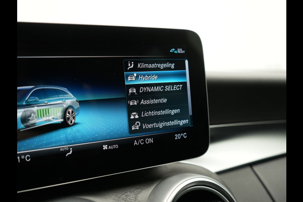 Mercedes-Benz C-Klasse Estate 300 e Business Solution AMG PHEV 320pk | Trekhaak af Fabriek | Adaptive Cruise | Alcantara Sportstoelen Verwarmd | Apple Carplay | Camera | BLIS | 18"L.M | Plug In Hybrid