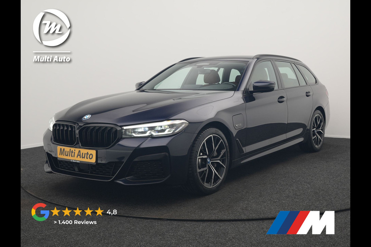 BMW 5 Serie Touring 530e M Sport Plug in Hybrid 293pk Dealer O.H PHEV | Trekhaak af fabriek | Adaptive Cruise | 19"L.M | Lederen Sportstoelen Verwarmd | Camera & Parkassist | Apple Carplay | Sfeerverlichting |