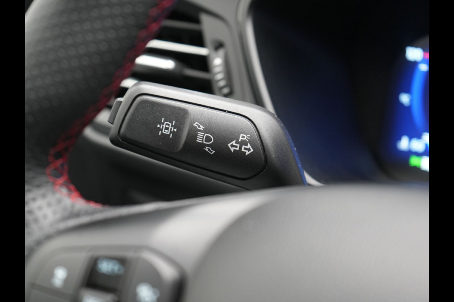 Ford Kuga 1.5 EcoBoost ST-Line X 150pk Dealer O.H. 1800kg Trekgewicht | Panodak | Adaptive Cruise | 360 Camera | Bang & Olufsen | Alcantara Sportstoelen & Stuur Verwarmd | Apple Carplay | Keyless | Blis | Navigatie | DAB |