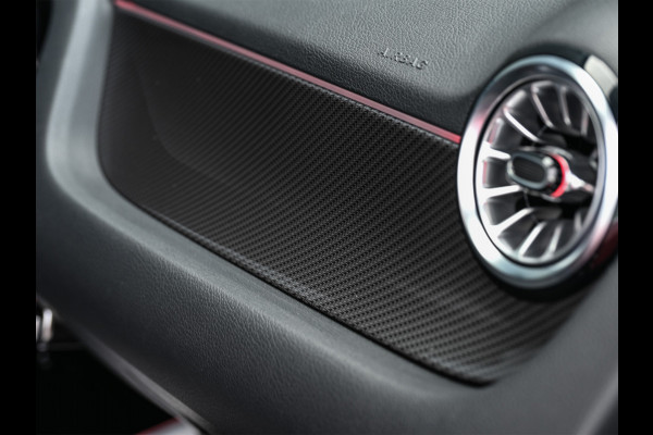 Mercedes-Benz GLA 250 e AMG Line | Facelift | Panoramadak | Memory seats | Ambient verlichting | 20 inch | Burmester audio | Head-up | Carbon | Keyless