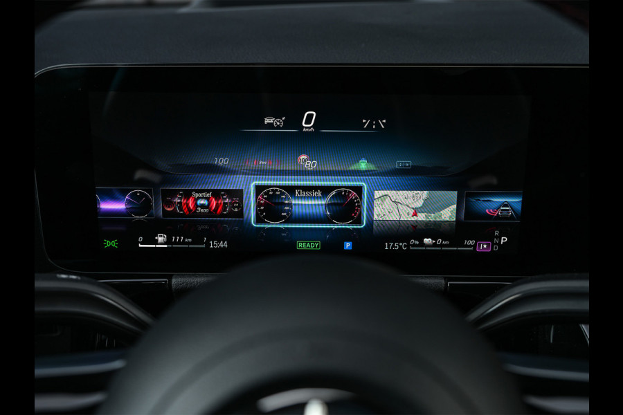 Mercedes-Benz GLA 250 e AMG Line | Facelift | Panoramadak | Memory seats | Ambient verlichting | 20 inch | Burmester audio | Head-up | Carbon | Keyless