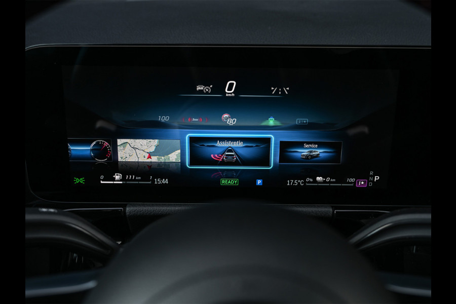 Mercedes-Benz GLA 250 e AMG Line | Facelift | Panoramadak | Memory seats | Ambient verlichting | 20 inch | Burmester audio | Head-up | Carbon | Keyless