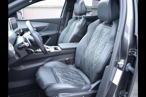 Peugeot 3008 1.6 HYbrid4 300 Première Pack Avantage SCHUIF- KANTELDAK | LEREN BEKLEDING | ACHTERUITRIJCAMERA MET SENSOREN | E.C.C. |