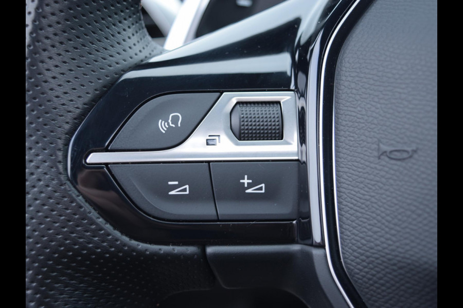 Peugeot 3008 1.6 HYbrid4 300 Première Pack Avantage SCHUIF- KANTELDAK | LEREN BEKLEDING | ACHTERUITRIJCAMERA MET SENSOREN | E.C.C. |
