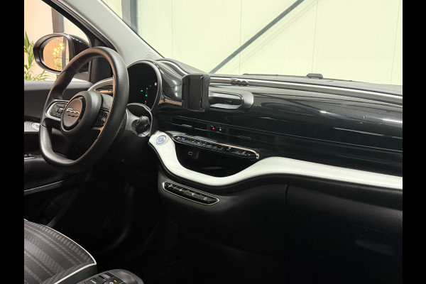 Fiat 500 Action 24 kWh SOH 91% Led Pdc Airco lane Assist Cruise Keyless start Virtual