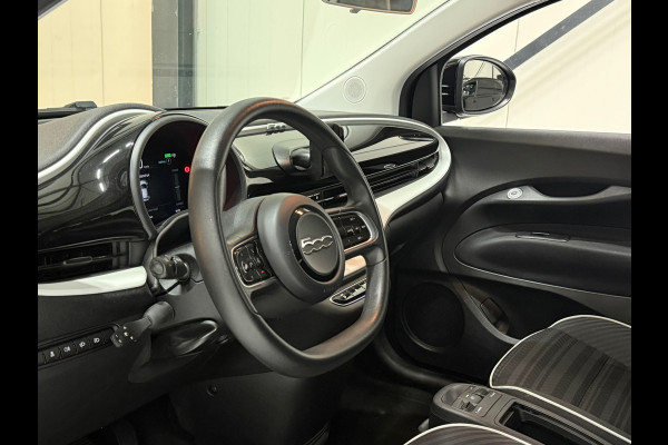 Fiat 500 Action 24 kWh SOH 91% Led Pdc Airco lane Assist Cruise Keyless start Virtual