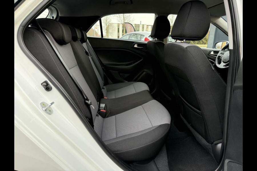 Hyundai i20 1.0 T-GDI Comfort 1e Eigenaar,Dealer Onderhouden,Navi,Camera,Pdc,Clima,Cruise,N.A.P,Apk tot 05-2027