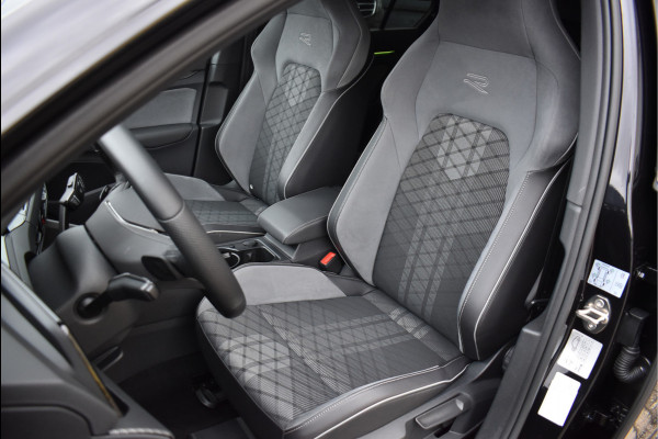 Volkswagen Golf 1.5 eTSI R-Line 150 Pk Pano H/K Navi HUD Camera ACC