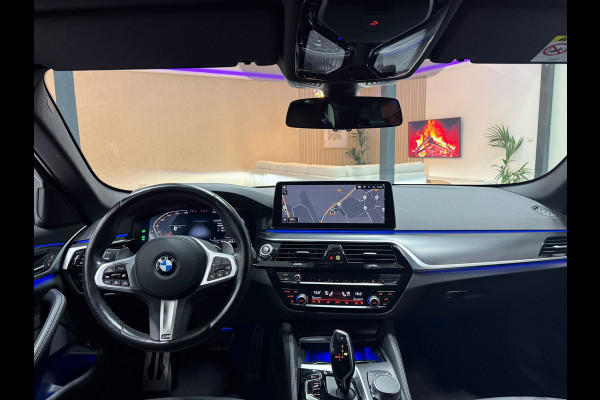 BMW 5 Serie Touring 520i Business Edition Plus M-pakket Hud Navi DAB Carplay Trekhaak Stoelverw. Memory Virtual Matrix ACC