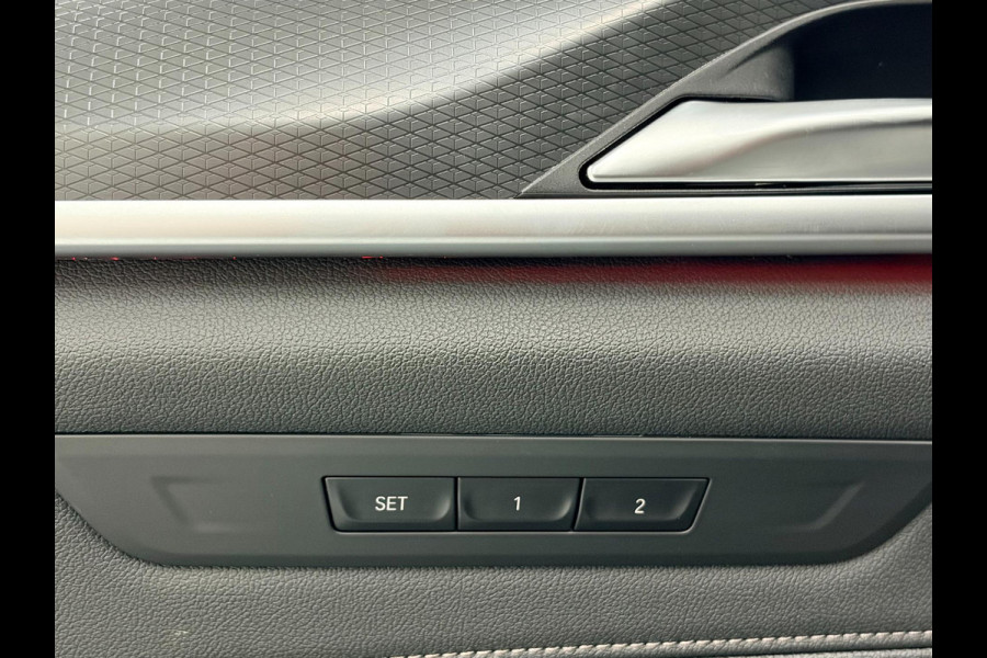 BMW 5 Serie Touring 520i Business Edition Plus M-pakket Hud Navi DAB Carplay Trekhaak Stoelverw. Memory Virtual Matrix ACC