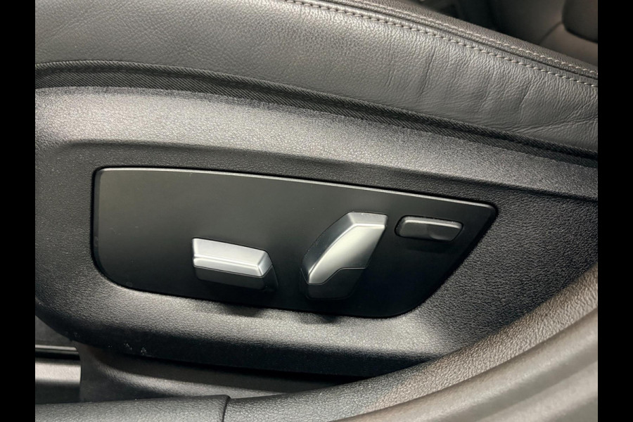 BMW 5 Serie Touring 520i Business Edition Plus M-pakket Hud Navi DAB Carplay Trekhaak Stoelverw. Memory Virtual Matrix ACC