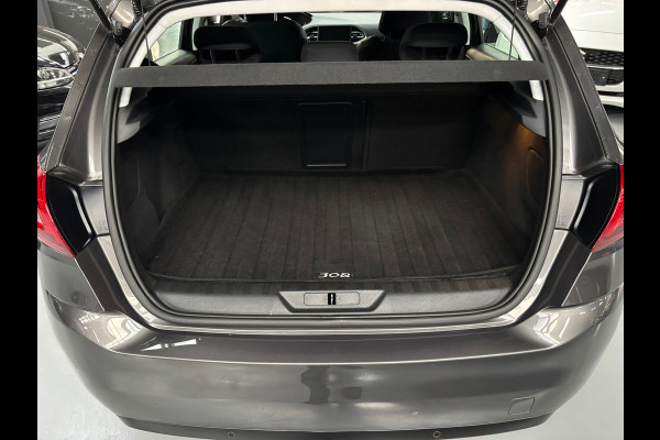 Peugeot 308 1.2 PureTech Allure / Carplay / 130Pk