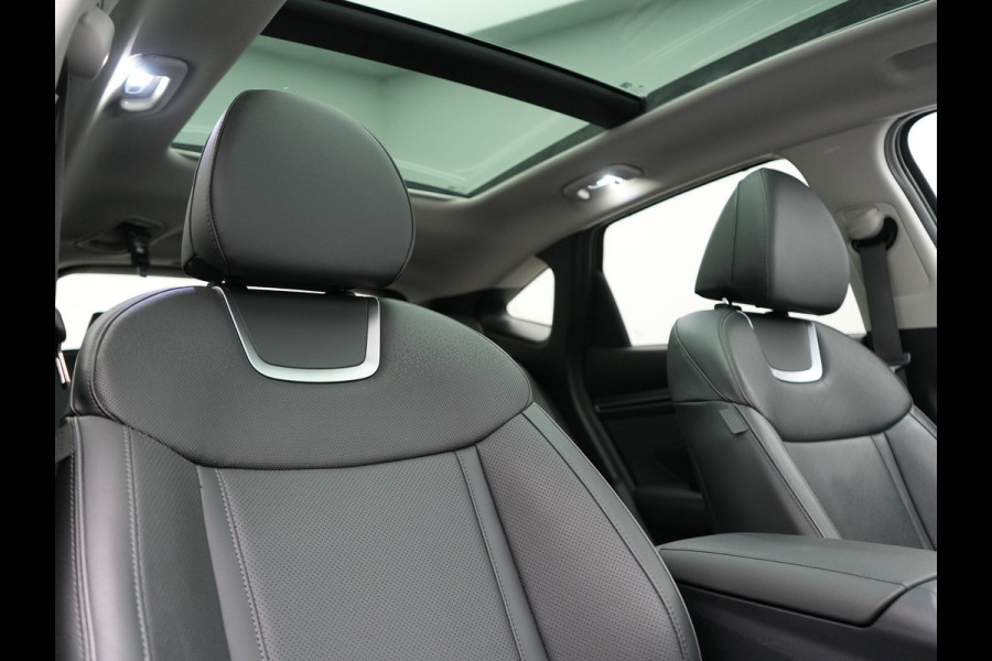 Hyundai Tucson 1.6 T-GDI Premium Sky 4WD Plug In Hybrid 265pk Dealer O.H. PHEV | Panodak | Adaptive Cruise | Camera | Krell Audio | Lederen Sportstoelen Memory & Ventilatie | Stoelen & Stuur Verwarmd | Keyless | Blis | Navigatie | DAB |