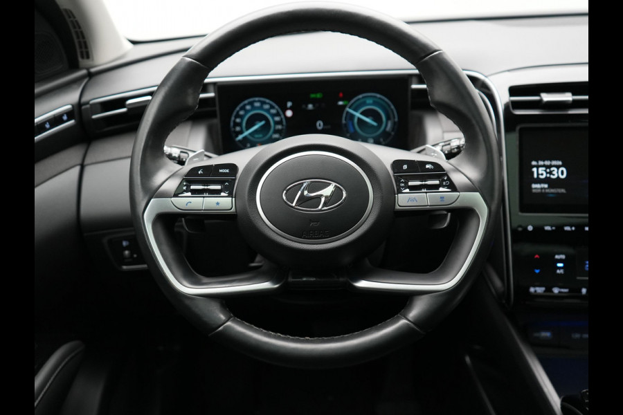 Hyundai Tucson 1.6 T-GDI Premium Sky 4WD Plug In Hybrid 265pk Dealer O.H. PHEV | Panodak | Adaptive Cruise | Camera | Krell Audio | Lederen Sportstoelen Memory & Ventilatie | Stoelen & Stuur Verwarmd | Keyless | Blis | Navigatie | DAB |
