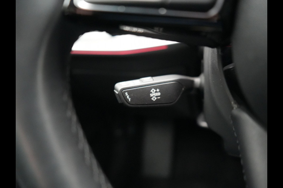 Audi A3 Sportback 40 TFSI e Advanced edition Plug In Hybrid 204pk Dealer O.H. PHEV | Camera | Keyless | Sportstoelen Verwarmd | Sfeerverlichting | Apple Carplay | LED Koplampen | Virtual | Navigatie | DAB |