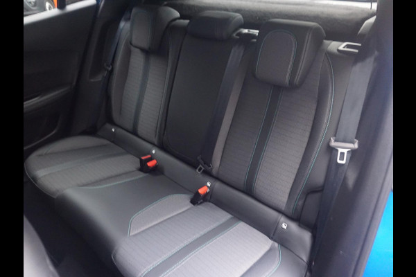 Peugeot 2008 1.2 PureTech Allure Pack All seasonbanden