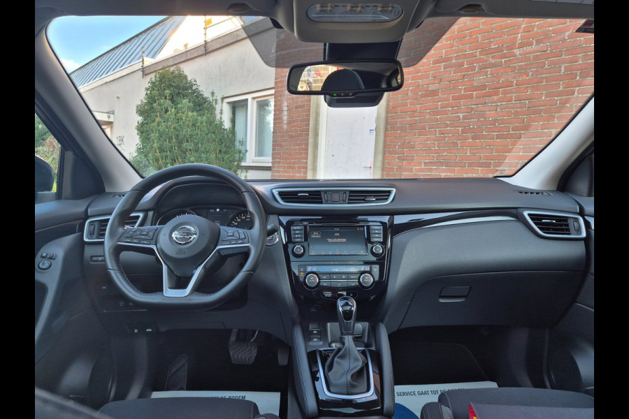 Nissan QASHQAI 1.3 DIG-T N-Connecta DCT-7 Pano, Navi, Camera,