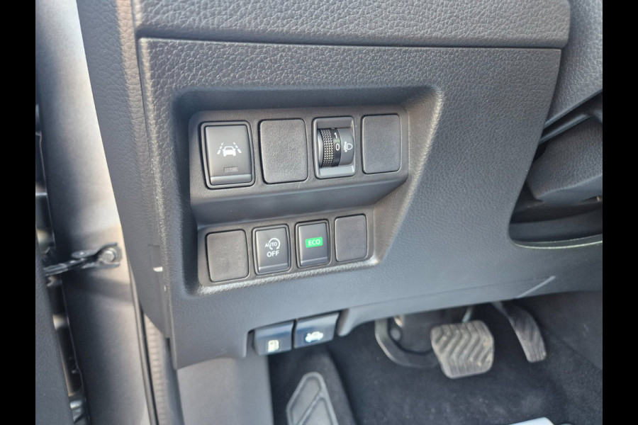 Nissan QASHQAI 1.3 DIG-T N-Connecta DCT-7 Pano, Navi, Camera,