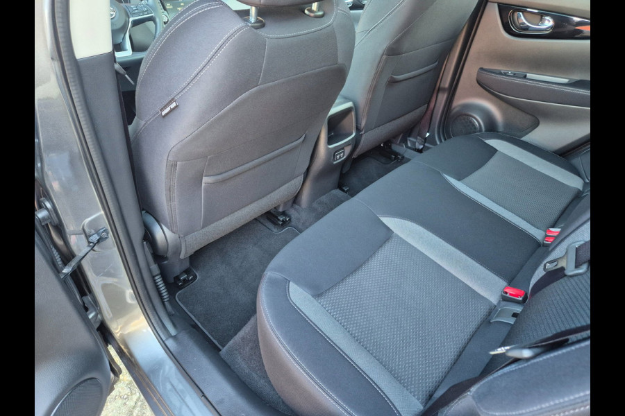 Nissan QASHQAI 1.3 DIG-T N-Connecta DCT-7 Pano, Navi, Camera,