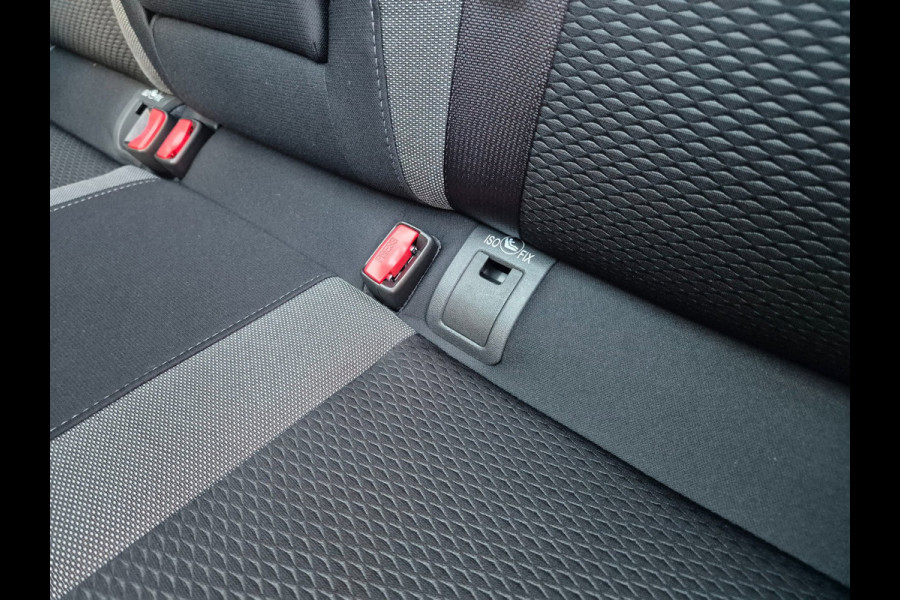 Nissan QASHQAI 1.3 DIG-T N-Connecta DCT-7 Pano, Navi, Camera,