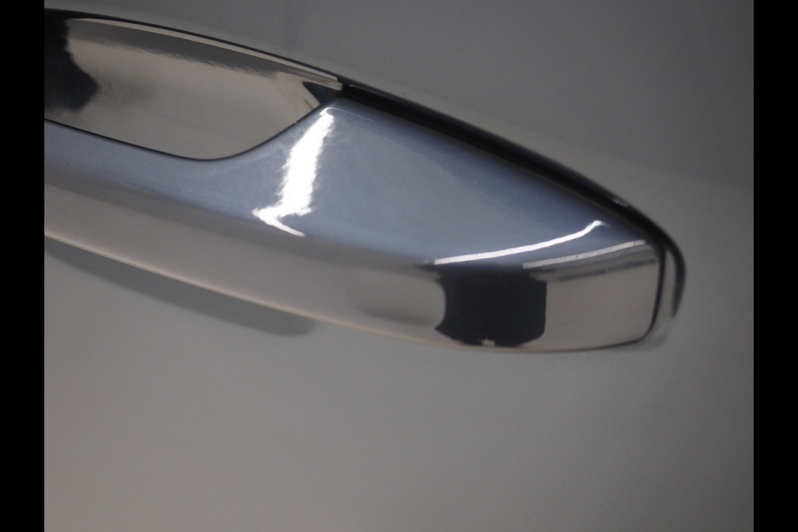 Volvo XC40 1.5 T5 Recharge Inscription | Styling Kit | Panoramadak | Pilot Assist | Harman/Kardon | Leder | Keyless | 360