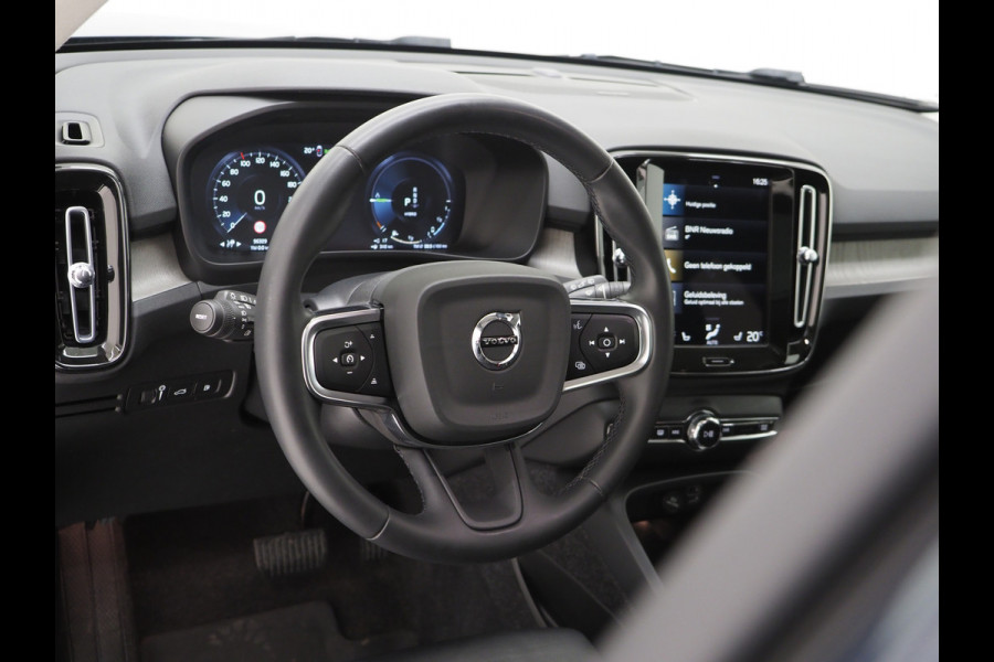 Volvo XC40 1.5 T5 Recharge Inscription | Styling Kit | Panoramadak | Pilot Assist | Harman/Kardon | Leder | Keyless | 360