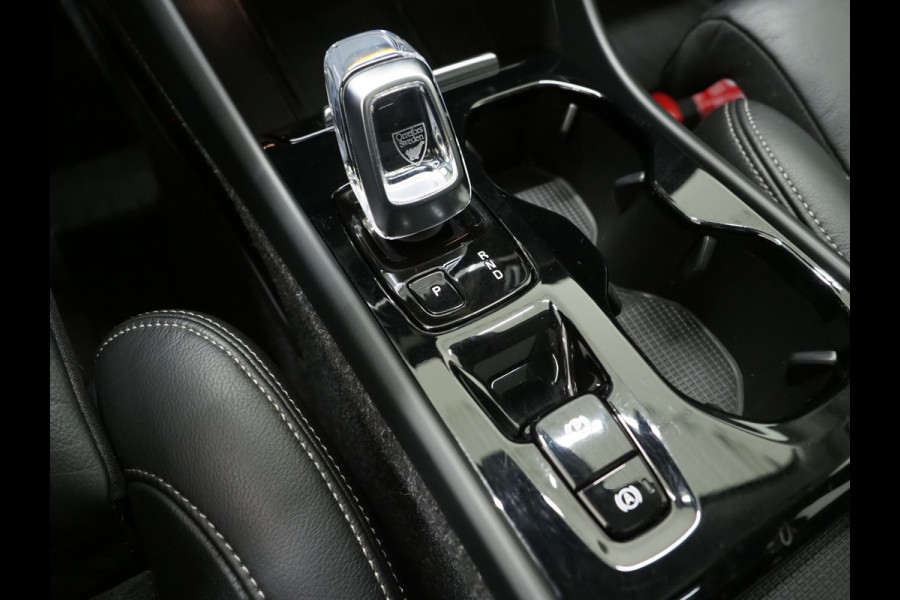 Volvo XC40 1.5 T5 Recharge Inscription | Styling Kit | Panoramadak | Pilot Assist | Harman/Kardon | Leder | Keyless | 360