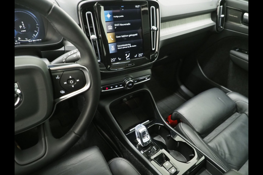 Volvo XC40 1.5 T5 Recharge Inscription | Styling Kit | Panoramadak | Pilot Assist | Harman/Kardon | Leder | Keyless | 360
