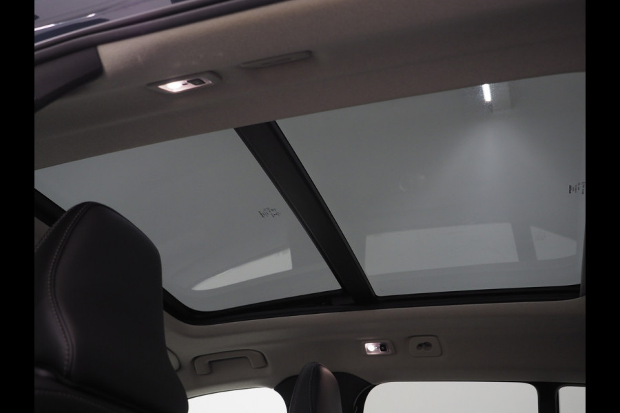 Volvo XC40 1.5 T5 Recharge Inscription | Styling Kit | Panoramadak | Pilot Assist | Harman/Kardon | Leder | Keyless | 360