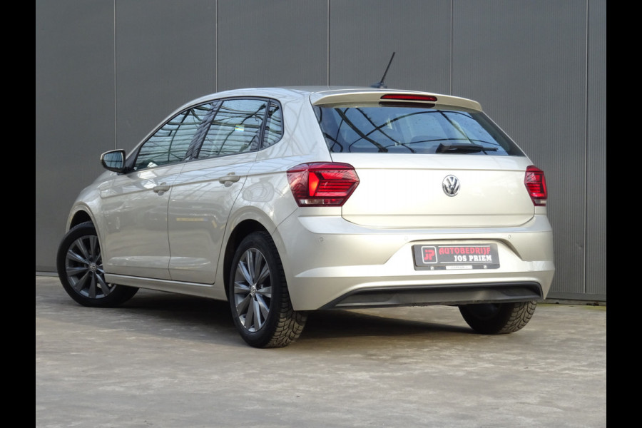 Volkswagen Polo 1.0 TSI Highline * PDC * 4 SEIZOENSBANDEN * CAMERA !!