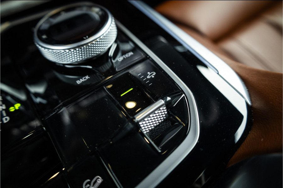 BMW X5 xDrive45e High Executive - M Sport | Panorama | Laser | Luchtvering | Swarovski | 360 Camera