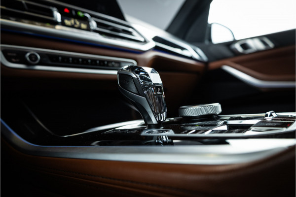 BMW X5 xDrive45e High Executive - M Sport | Panorama | Laser | Luchtvering | Swarovski | 360 Camera