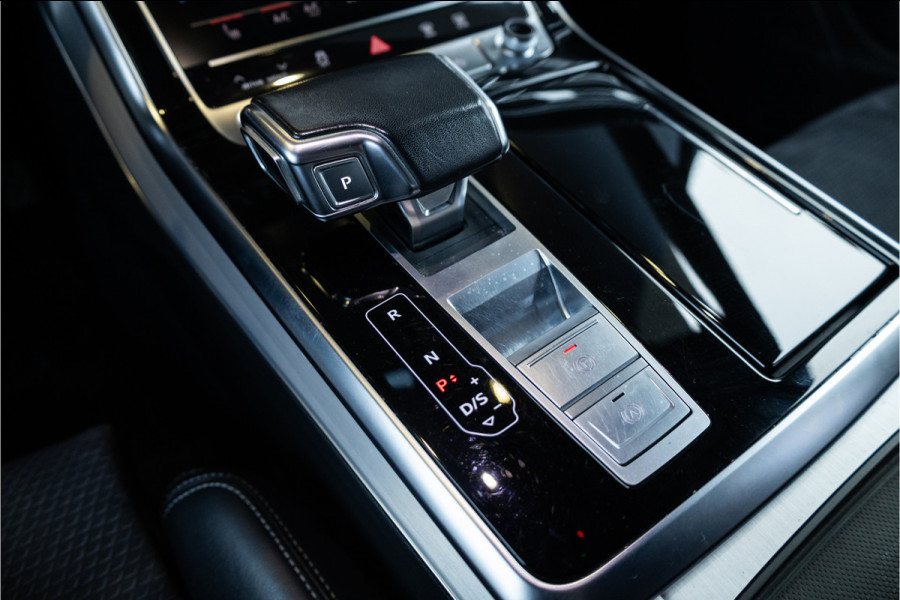 Audi Q7 55 TFSI e quattro Pro Line S - S Line | Panorama | Luchtvering | Keyless | Camera