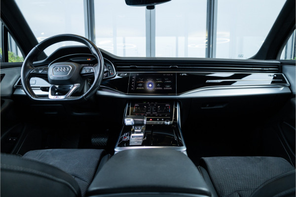 Audi Q7 55 TFSI e quattro Pro Line S - S Line | Panorama | Luchtvering | Keyless | Camera