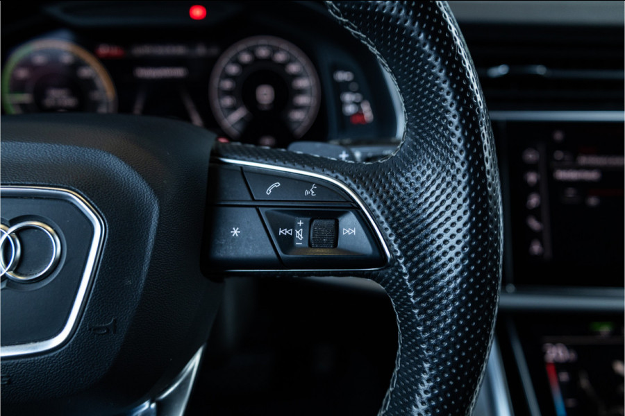 Audi Q7 55 TFSI e quattro Pro Line S - S Line | Panorama | Luchtvering | Keyless | Camera
