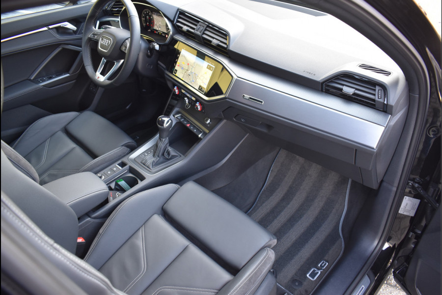 Audi Q3 Sportback 45 TFSI e S-Line 245 Pk Pano RSQ3 Leder Keyless Navi 21 Inch