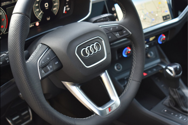 Audi Q3 Sportback 45 TFSI e S-Line 245 Pk Pano RSQ3 Leder Keyless Navi 21 Inch