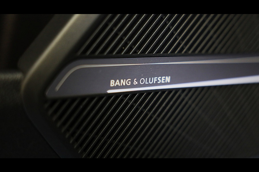 Audi Q5 55 TFSI e Quattro SQ5 Look / Massage / 360 Camera / B & O / Lane Assist / Virtual Cockpit / Open Pano / Led / 22 Inch